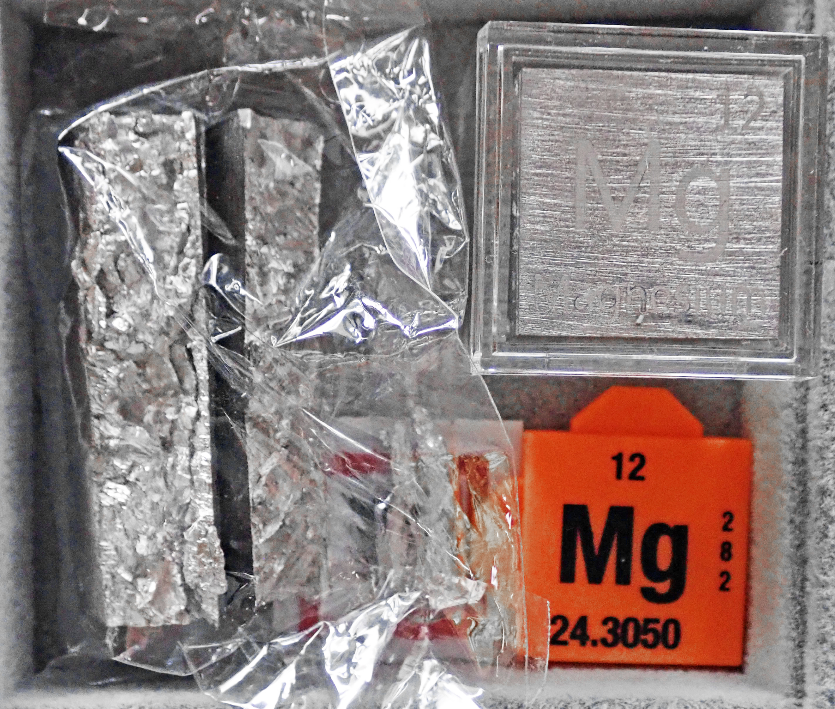 magnesium element